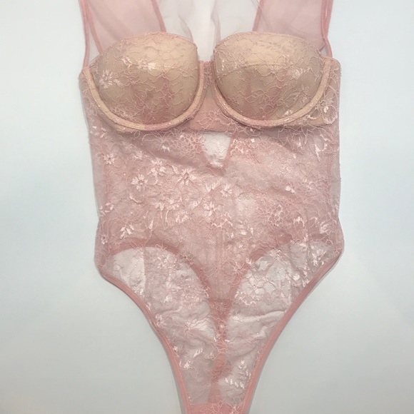 Victoria’s Secret Floral Lace And Mesh Bodysuit - Picture 15 of 17